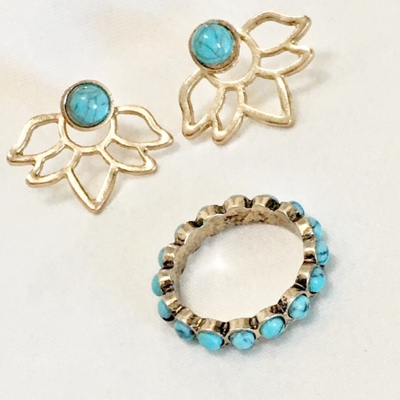 Chloe + Isabel Jewelry - SOLD Chloe + Isabel Golden Lotus Turquoise Ring